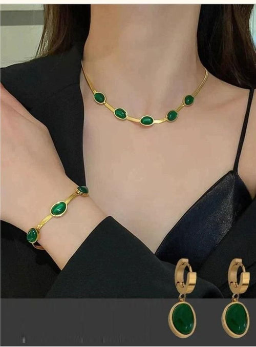 Emerald Glow Pendant & Bracelet Set